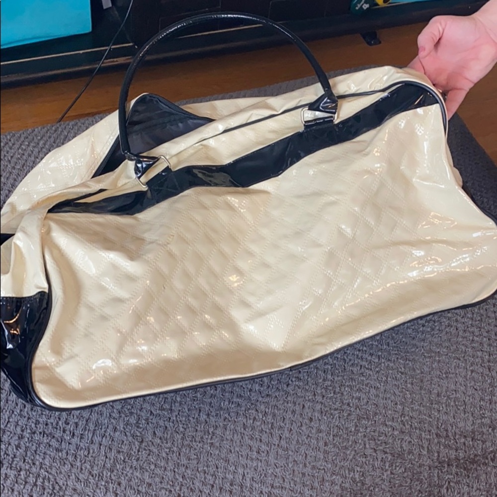 Carry on bag